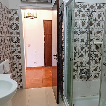 With Swiming Pool Cascais